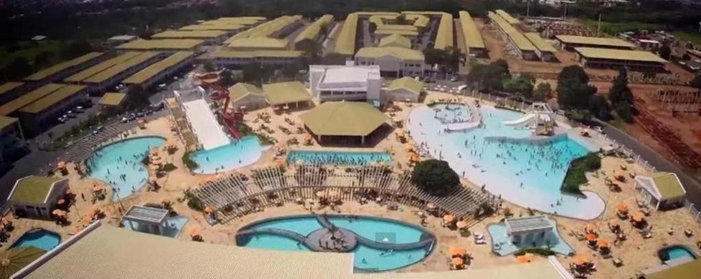 L'Acqua Diroma - Suites Confortaveis - Diversao Garantida - Piscina De Ondas Exclusiva Калдас-Новас Экстерьер фото