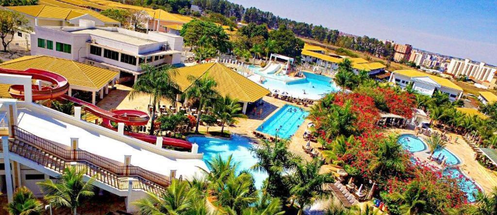 L'Acqua Diroma - Suites Confortaveis - Diversao Garantida - Piscina De Ondas Exclusiva Калдас-Новас Экстерьер фото